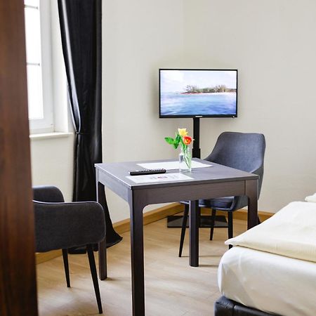 Fliegerhorst Hotell Dresden Eksteriør bilde